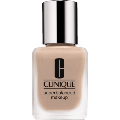 Clinique Superbalanced Makeup